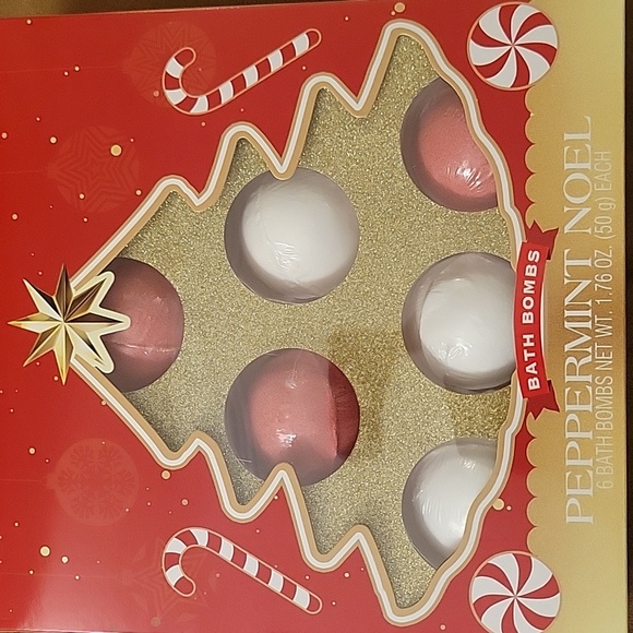 Set of 3 bath bomb gift sets worth $60.00 - Picture 2 of 5